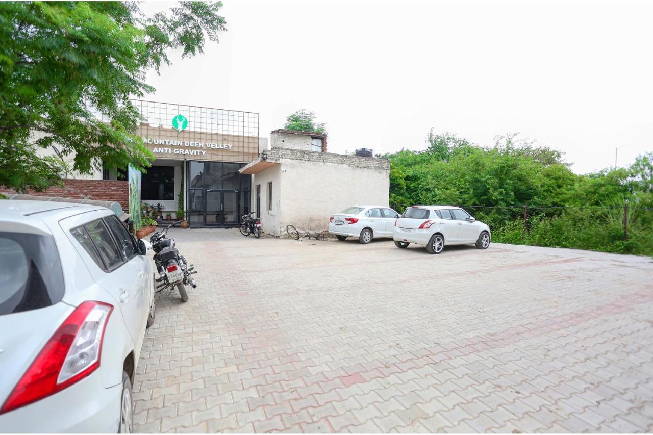 Fabhotel The Mountain Deer Valley Chandīgarh 외부 사진